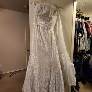 Wedding dress